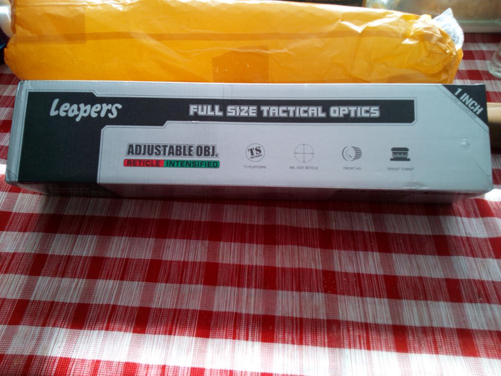 LEAPERS 6-24X50 AOL Hunting Rifle Scopes LEAPERS 6-24X50 AOL Hunting Rifle Scopes